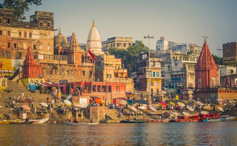 Promenade en bateau sur le Gange